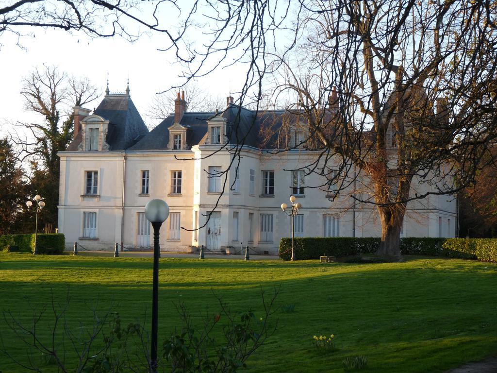 Ariane Hotel Joué-lés-Tours Luaran gambar