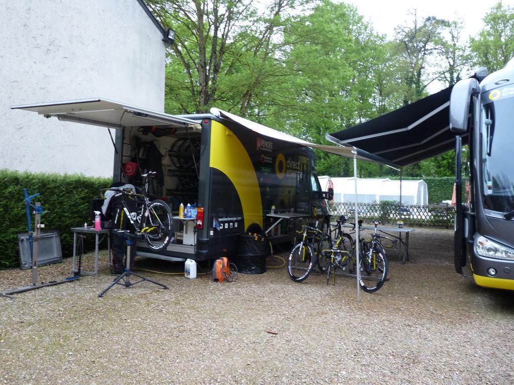 Ariane Hotel Joué-lés-Tours Luaran gambar